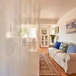 Sofimar Airport Apartment Lissabon